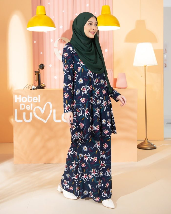 Kurung Lara - Dark Blue - Image 6