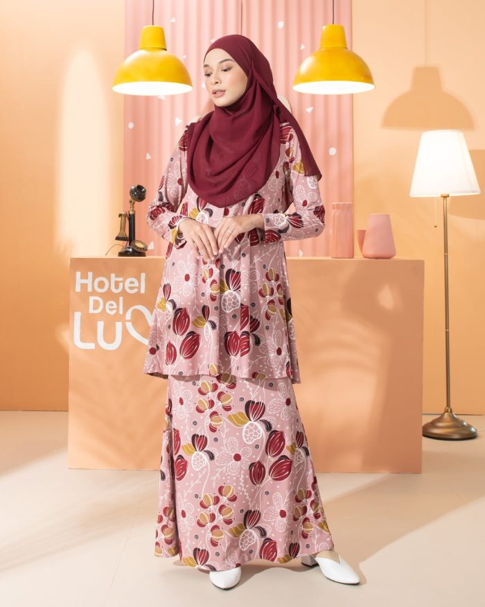 Kurung Lara - Crocus Rose - Image 3