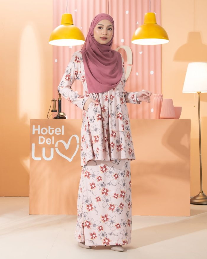 Kurung Lara - Canna Pink - Image 3