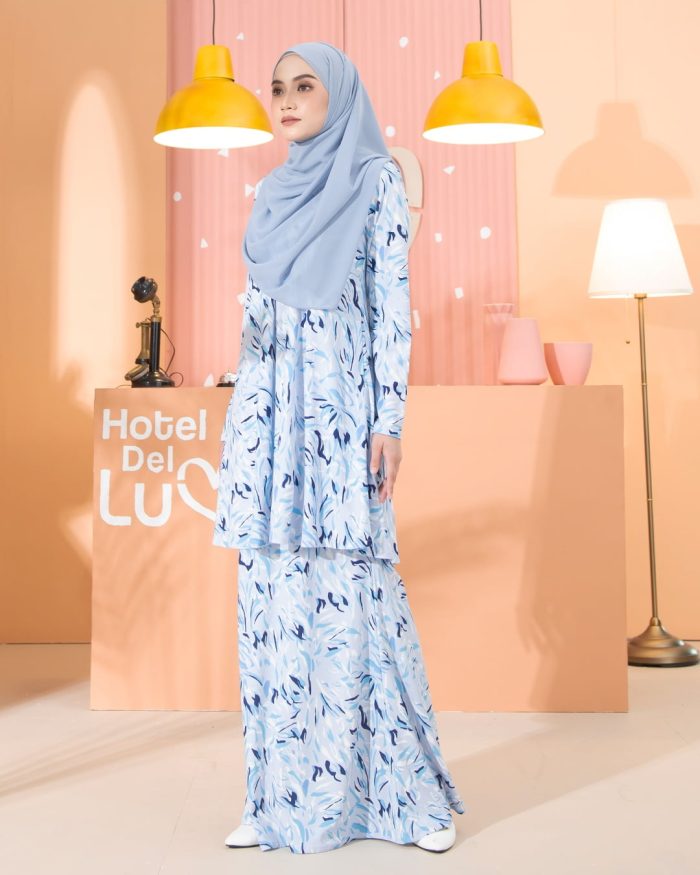 Kurung Lara - Scratch Blue - Image 3