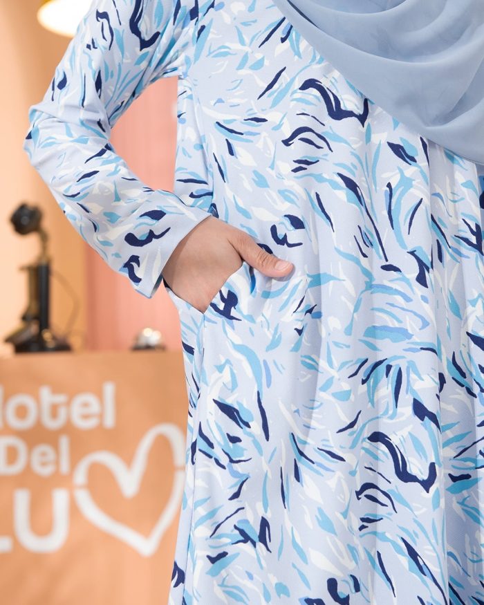 Kurung Lara - Scratch Blue - Image 5