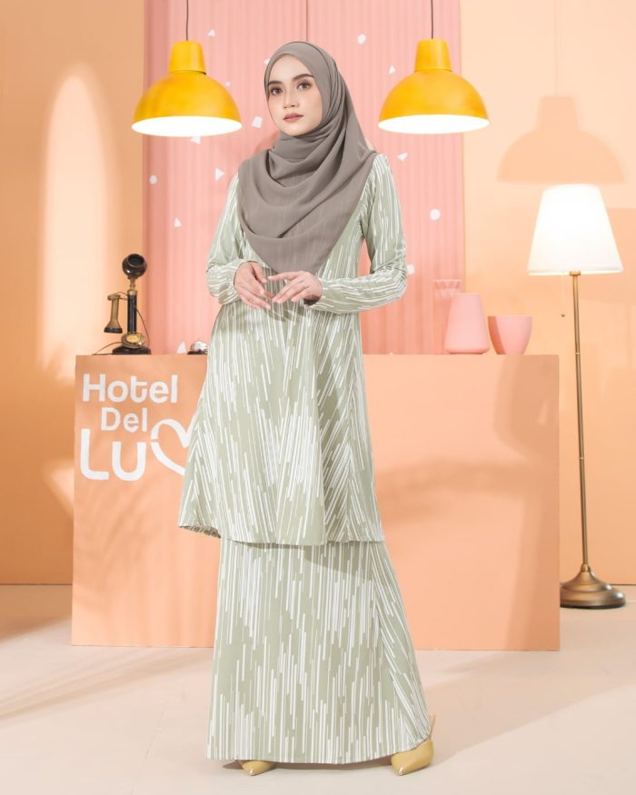 Kurung Lara - Tige Pickle - Image 3