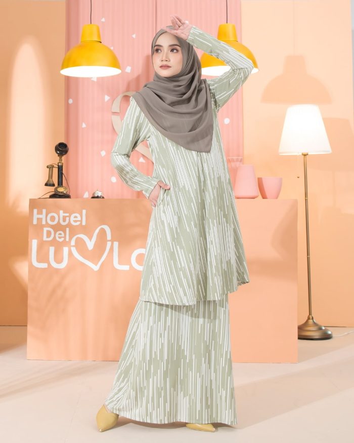 Kurung Lara - Tige Pickle - Image 2