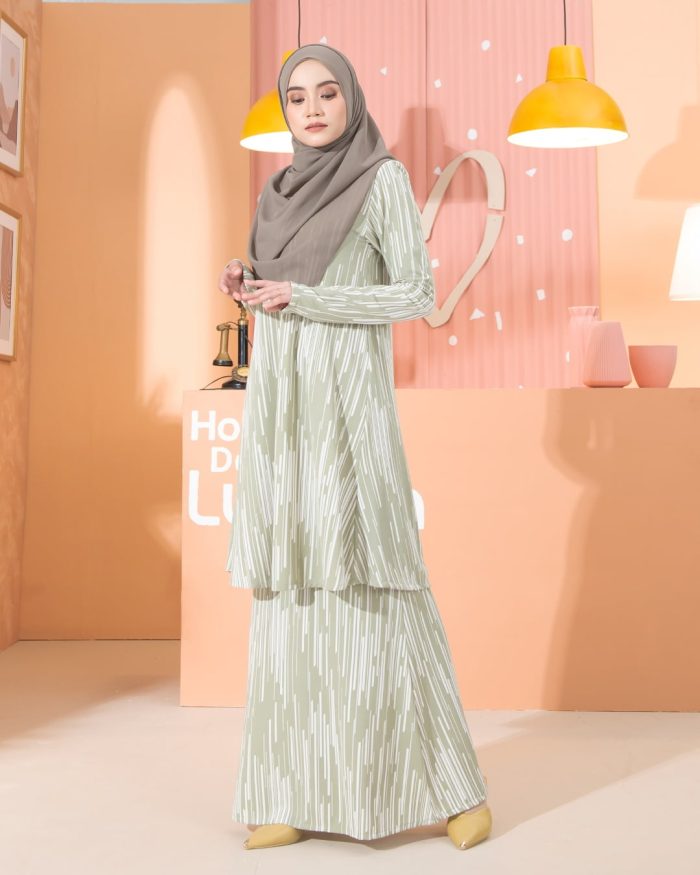 Kurung Lara - Tige Pickle - Image 4