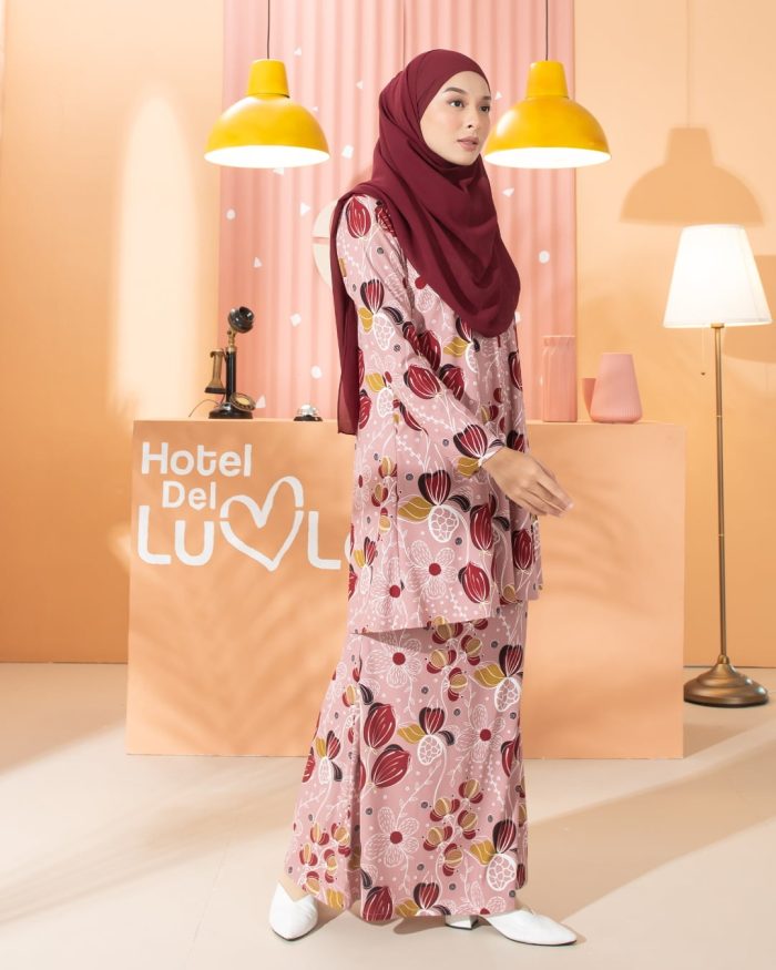 Kurung Lara - Crocus Rose - Image 2