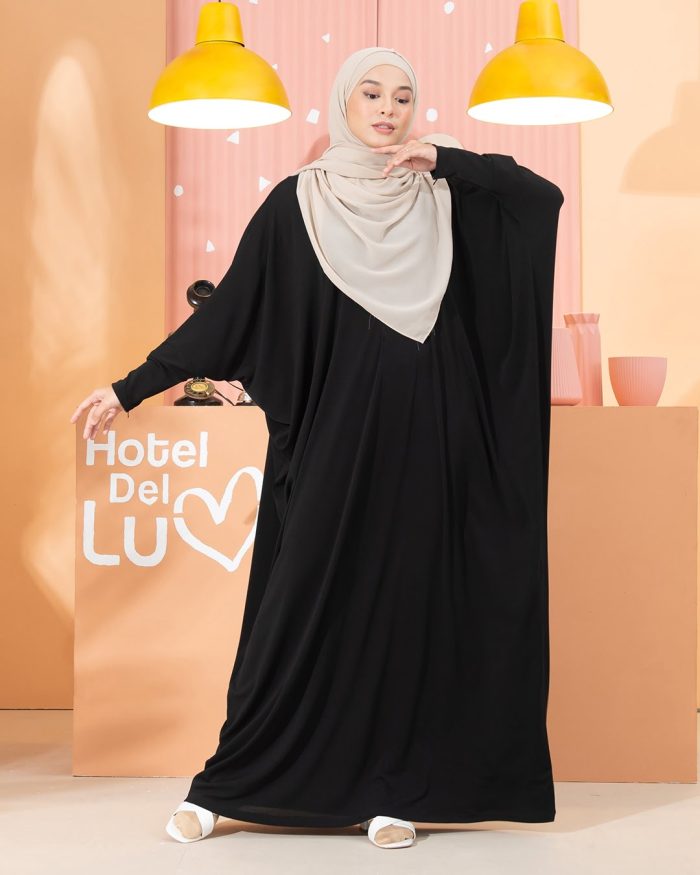 Kaftan Lana - Matte Black - Image 7