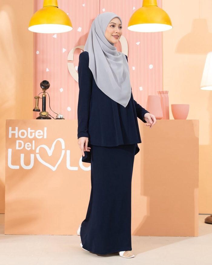 Kurung Lola - Navy Blue - Image 2