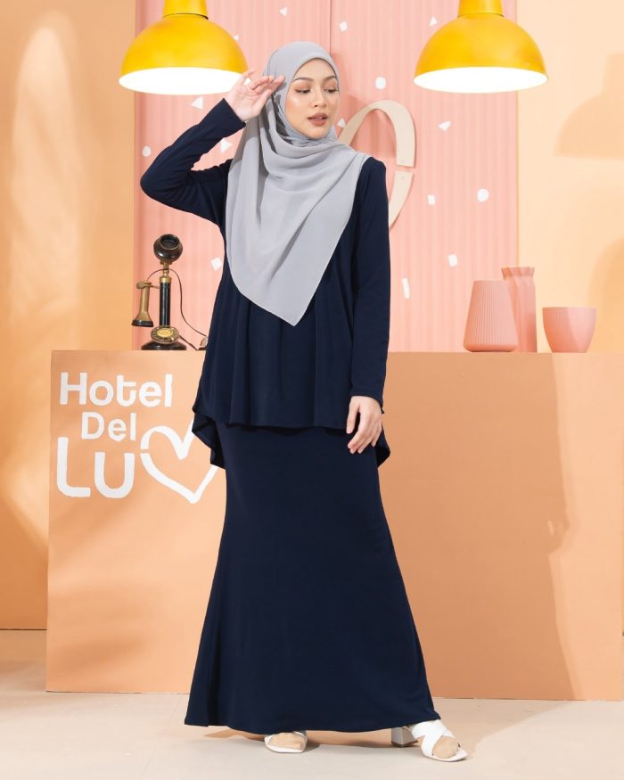 Kurung Lola - Navy Blue - Image 7