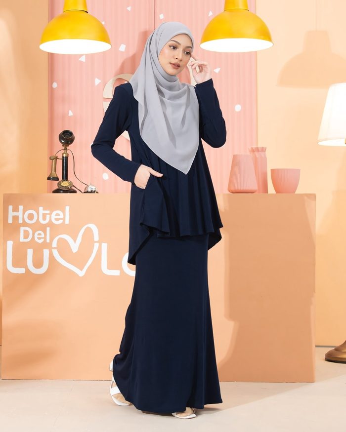 Kurung Lola - Navy Blue - Image 8