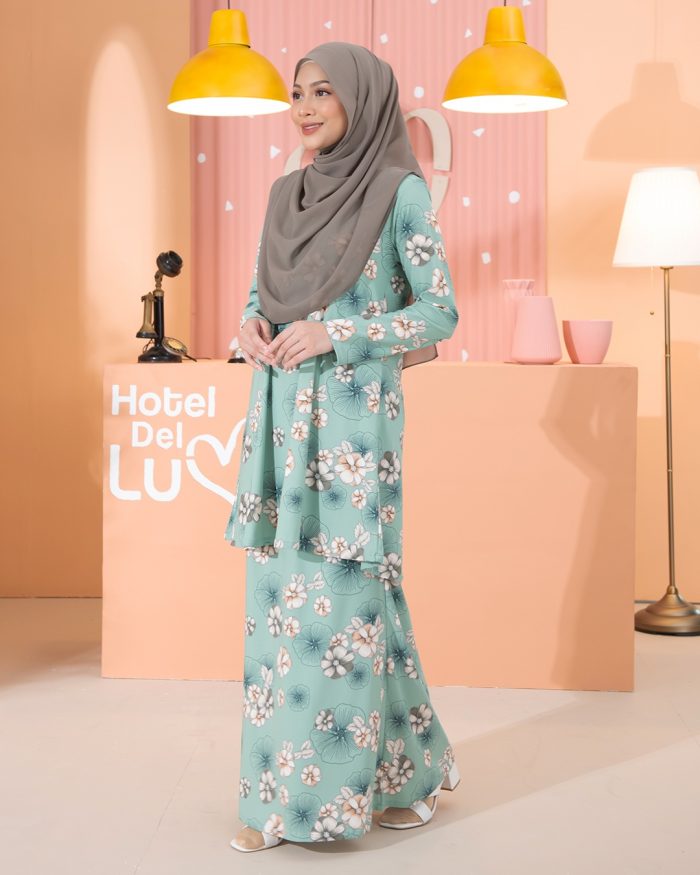 Kurung Lara - Camelia Pistachio - Image 4