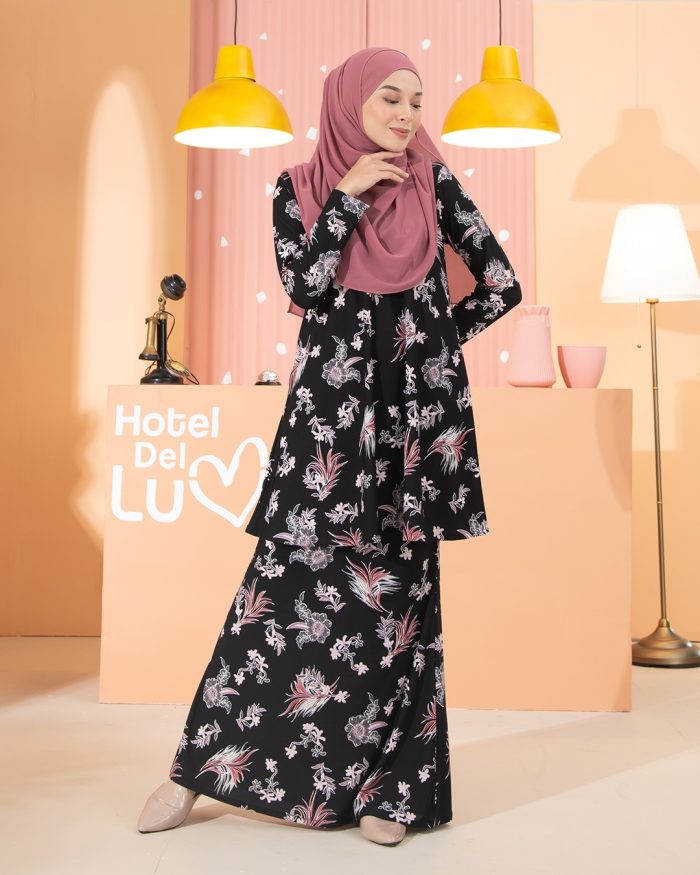 Kurung Lara - Celosia Black - Image 2