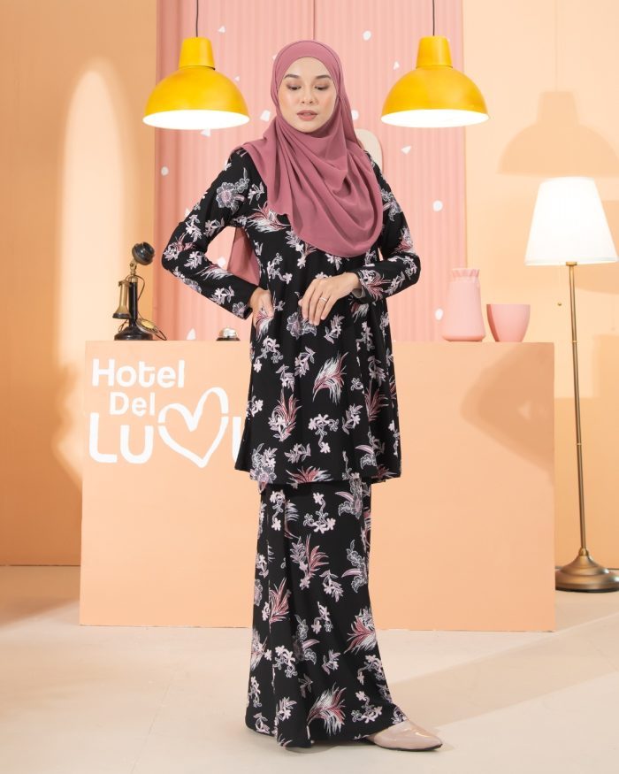 Kurung Lara - Celosia Black - Image 3