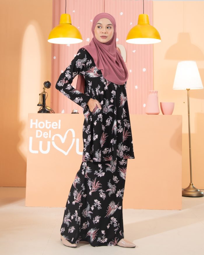 Kurung Lara - Celosia Black - Image 4