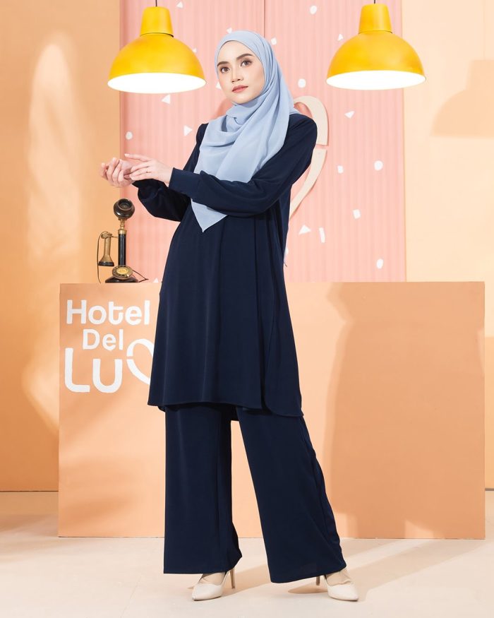 Suit Lofa - Navy Blue - Image 4