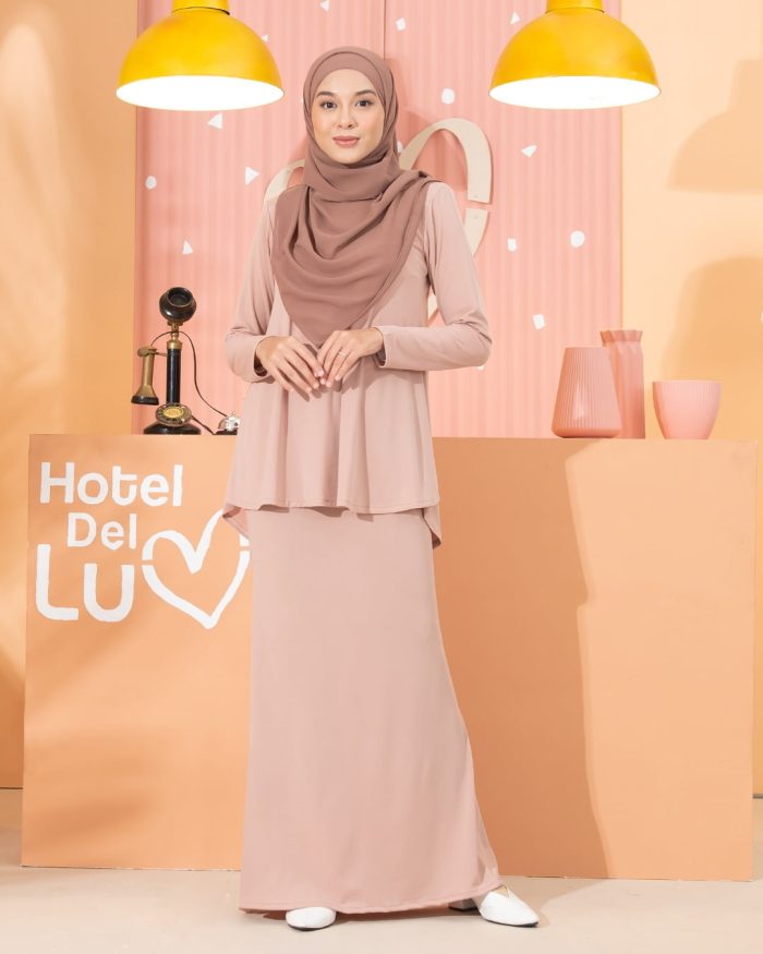 Kurung Lola - Desert Beige