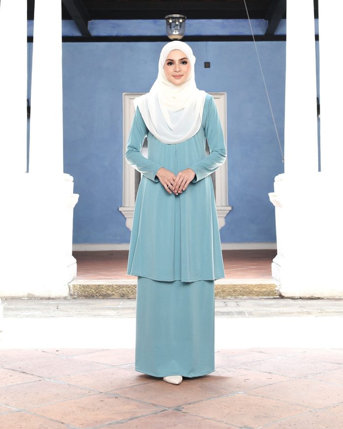 Baju Kurung Pahang Laura - Teal Green - Image 4