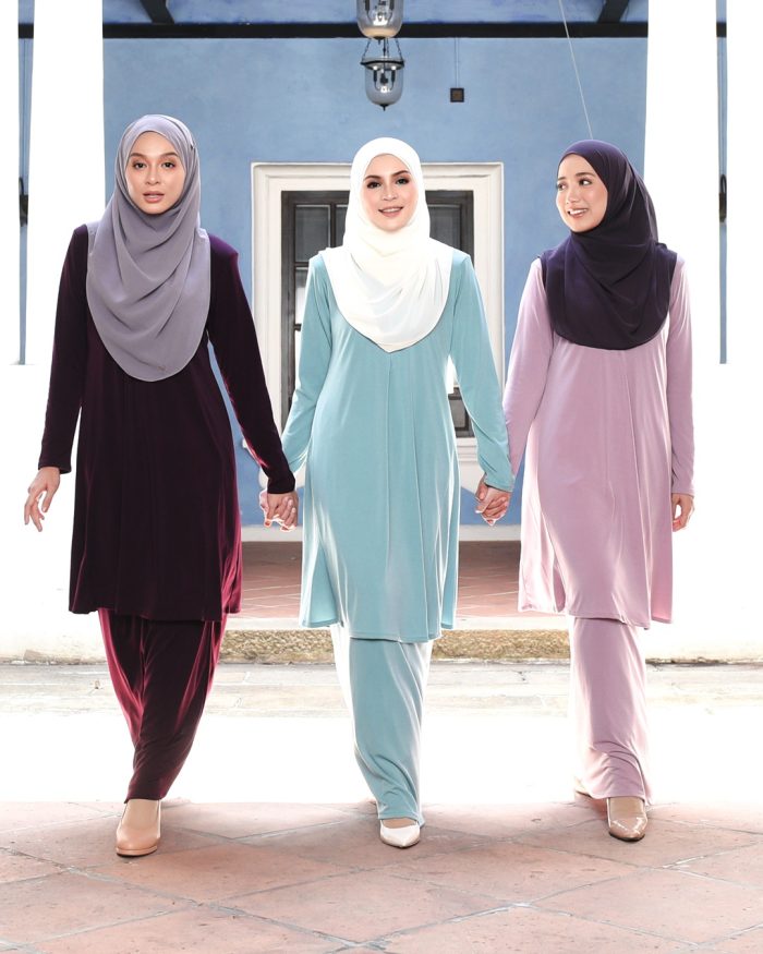 Baju Kurung Pahang Laura - Periwinkle Purple - Image 5
