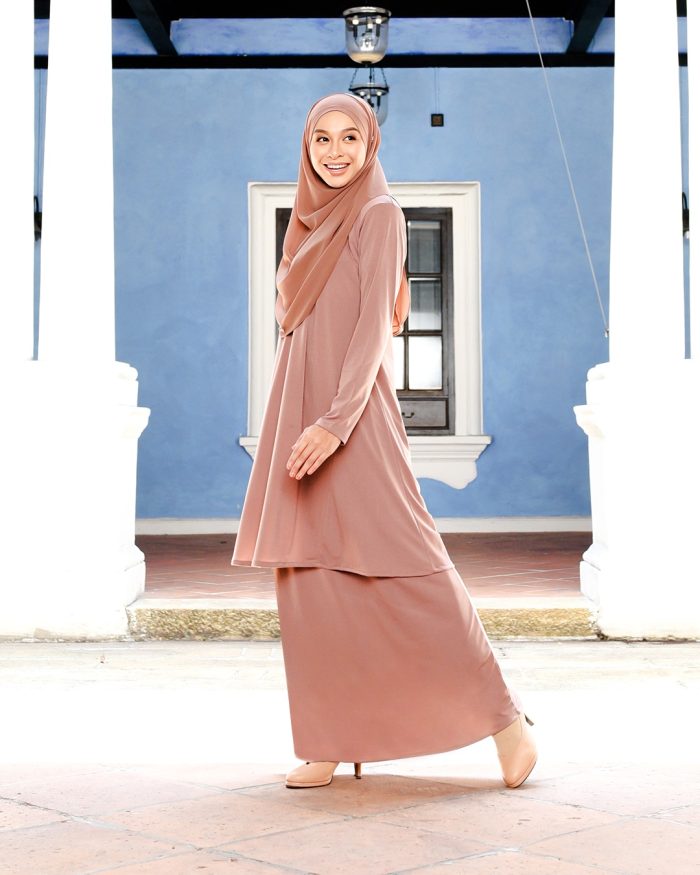 Baju Kurung Pahang Laura - Walnut Brown - Image 2