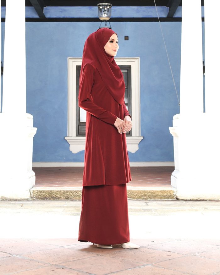 Baju Kurung Pahang Laura - Maroon - Image 4