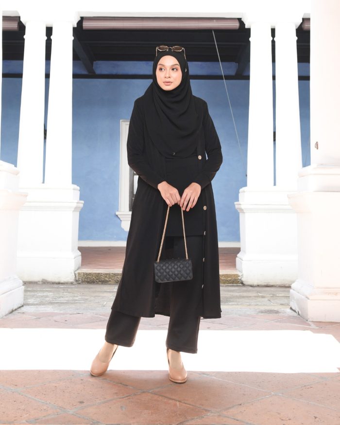 Dress Medi Lorna - Matte Black - Image 4