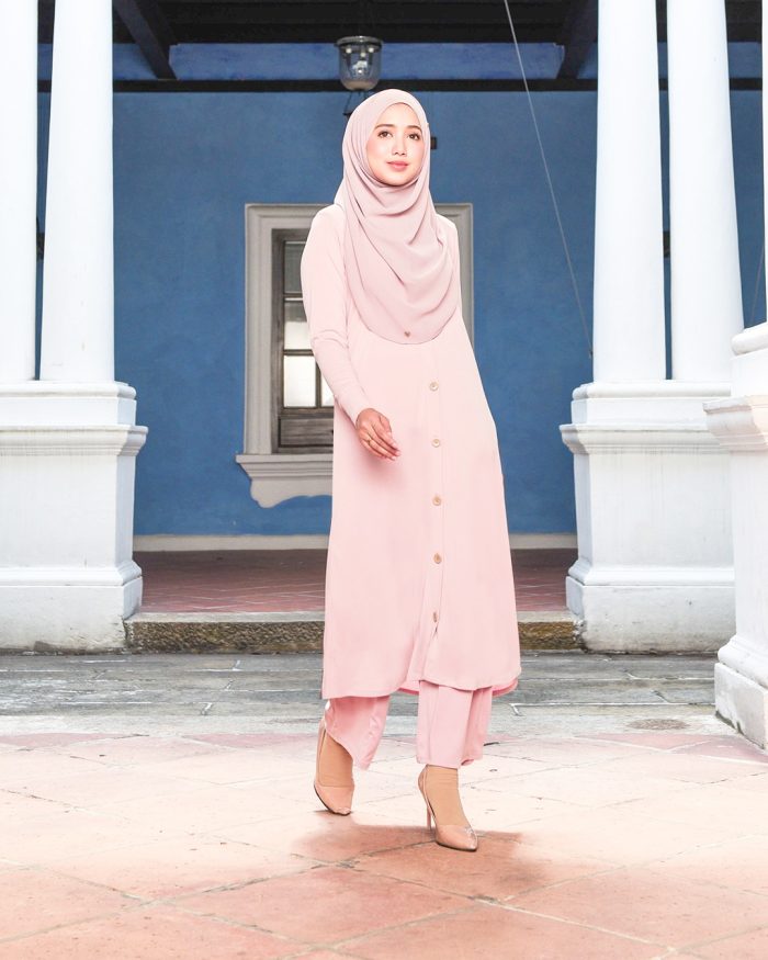 Dress Medi Lorna - Soft Pink - Image 5