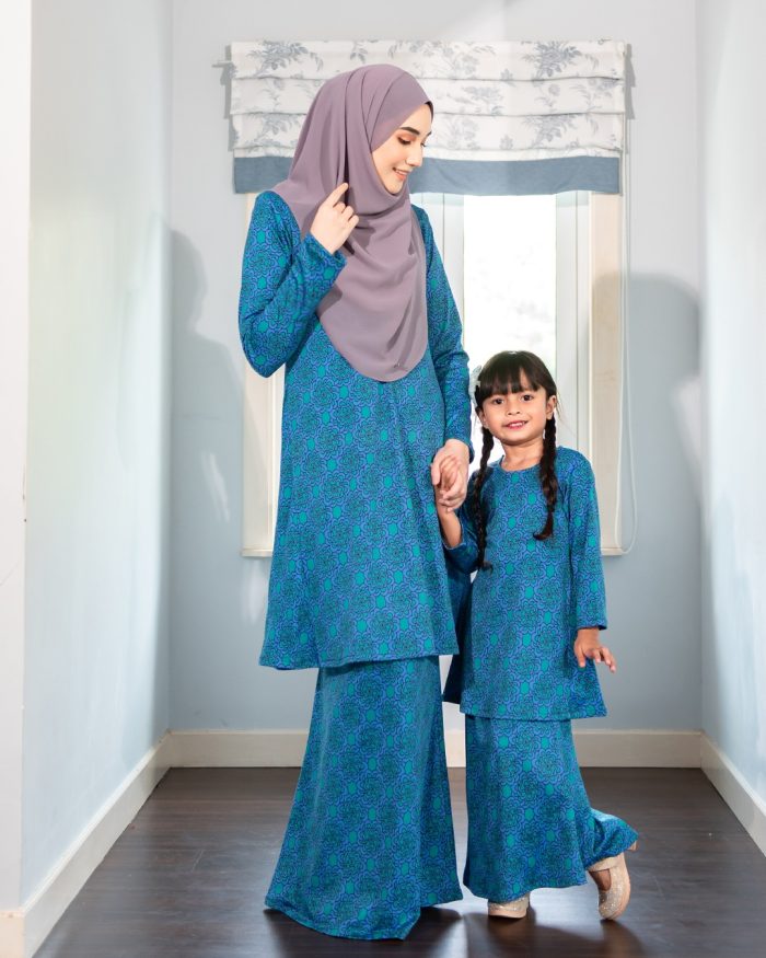 Baju Kurung Pahang Laura Printed Kids – Blossom Green - Image 6