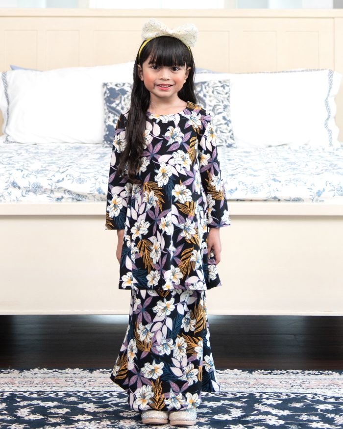 Baju Kurung Pahang Laura Printed Kids – Daylily Pitch - Image 4