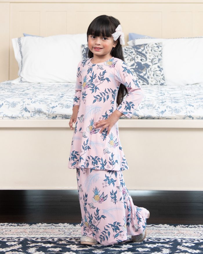 Baju Kurung Pahang Laura Printed Kids – Dusty Pink