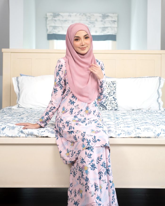 Baju Kurung Pahang Laura Printed - Dusty Pink - Image 5