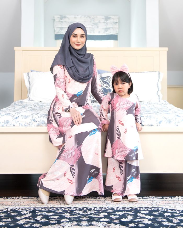 Baju Kurung Pahang Laura Printed Kids – Penny Crepe - Image 5