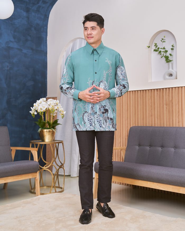 Kemeja Batik Sultan - Mariana Fern Green - Image 3