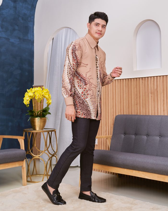 Kemeja Batik Sultan - Ombak Light Brown - Image 5