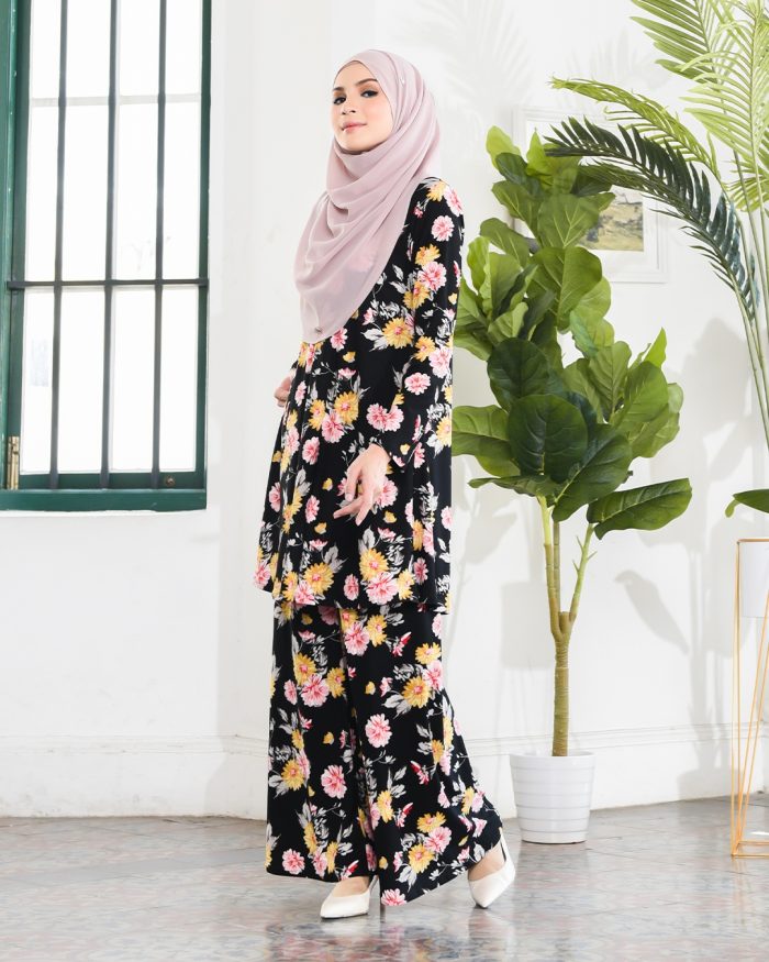 Kurung Lara - Aster Black - Image 3