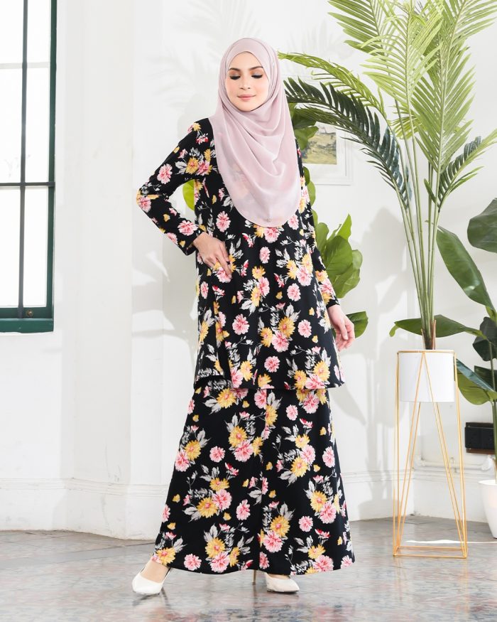 Kurung Lara - Aster Black - Image 2