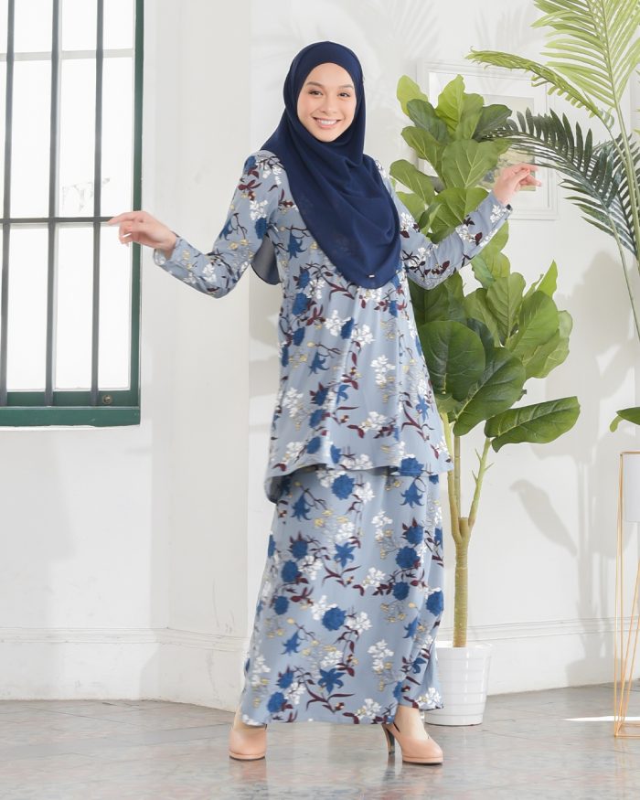 Kurung Lara – Azalia Blue - Image 2