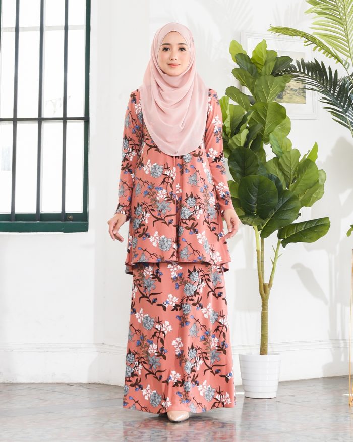 Kurung Lara – Azalia Coral - Image 2