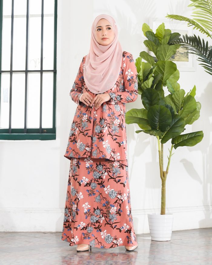 Kurung Lara – Azalia Coral