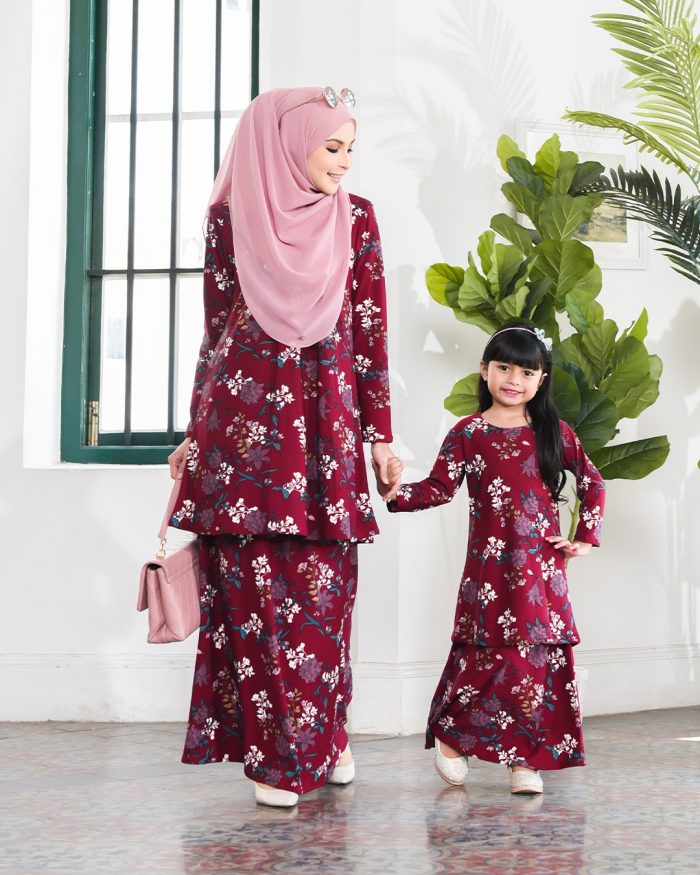 Kurung Lara Kids – Azalia Maroon - Image 4