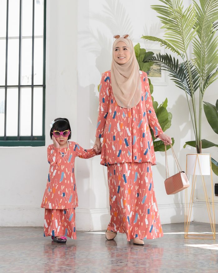 Kurung Lara Kids - Azalia Coral - Image 4