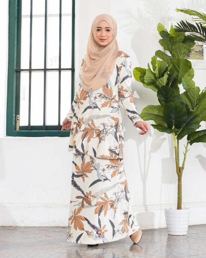 Kurung Lara – Cream Brown - Image 2