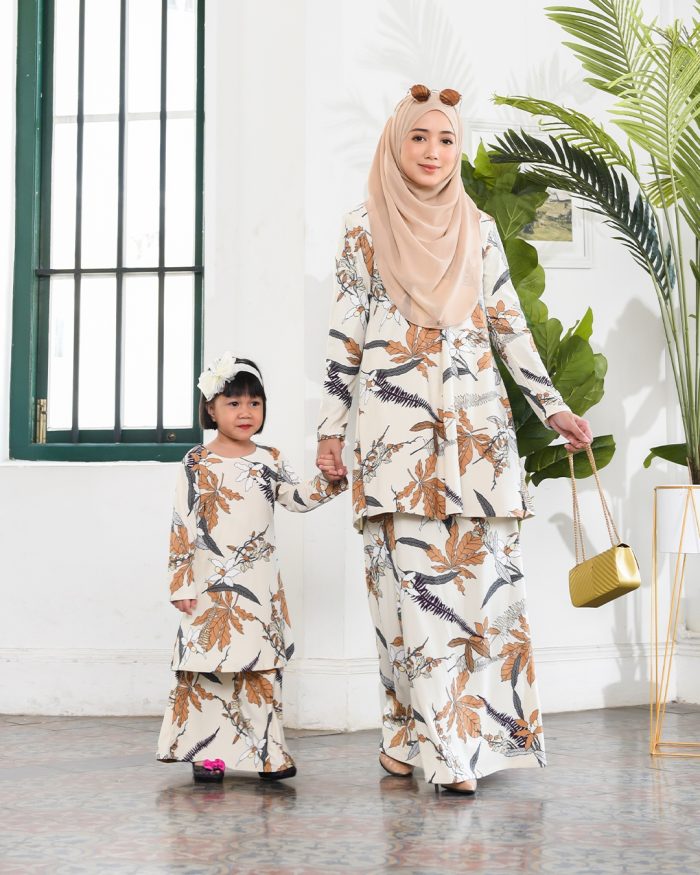 Kurung Lara – Cream Brown - Image 5