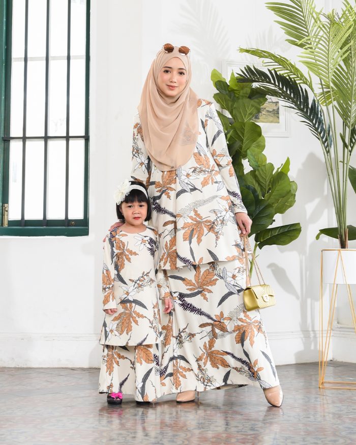 Kurung Lara – Cream Brown - Image 6