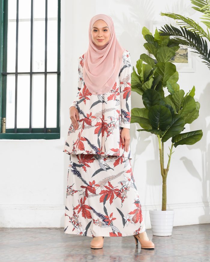 Kurung Lara – Cream Coral