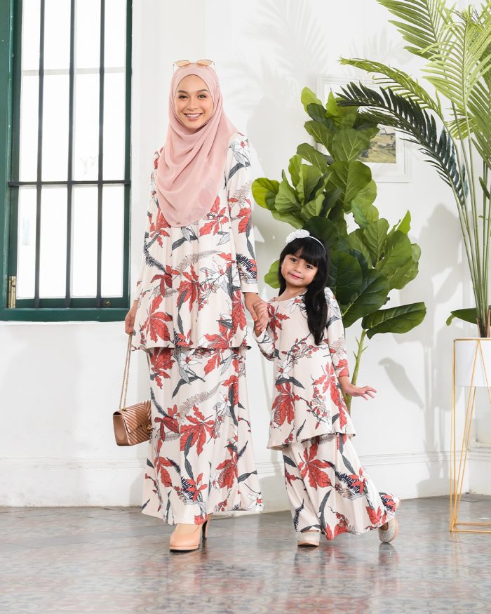 Kurung Lara – Cream Coral - Image 5