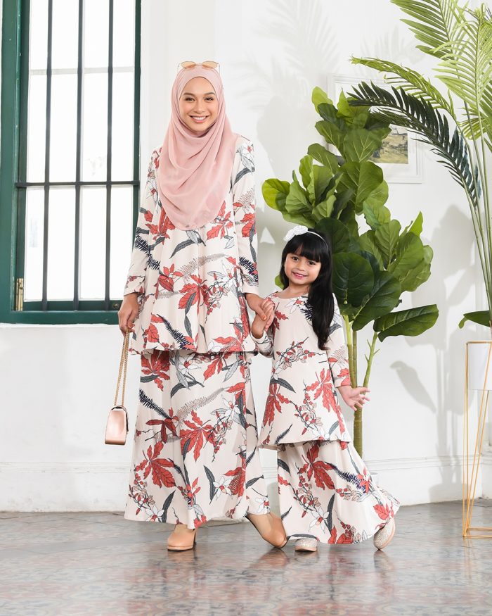 Kurung Lara Kids – Cream Coral - Image 6