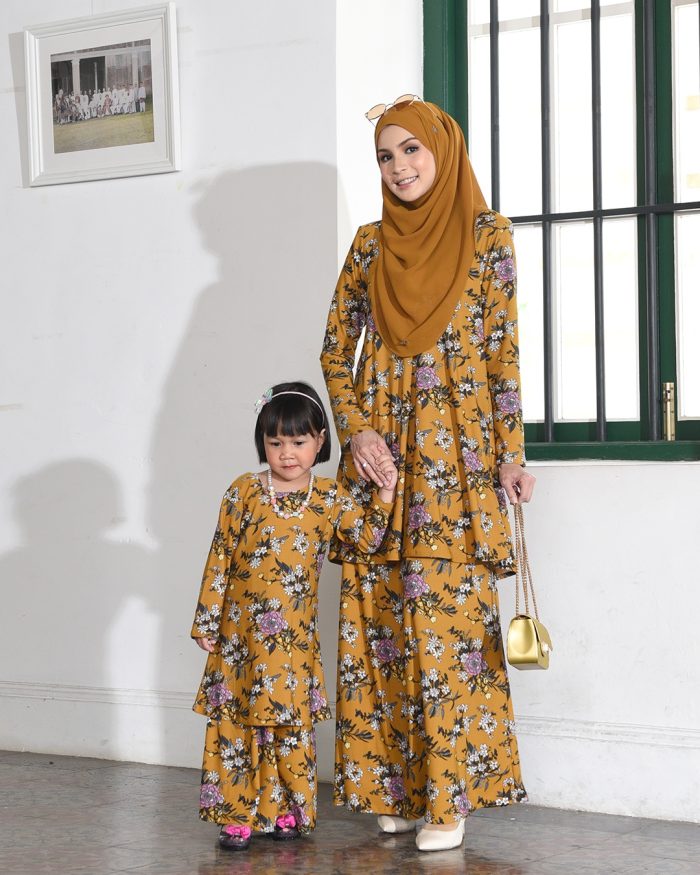 Kurung Lara Kids – Geredenia Mustard - Image 5