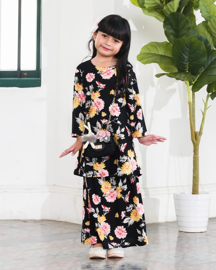 Kurung Lara Kids - Aster Black - Image 3