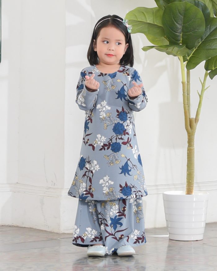 Kurung Lara Kids – Azalia Blue - Image 2