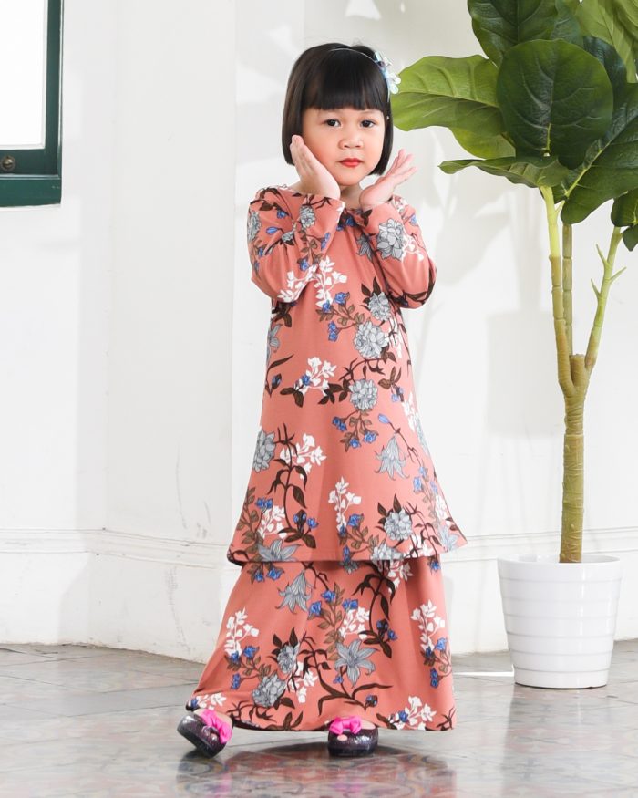 Kurung Lara Kids - Azalia Coral - Image 2