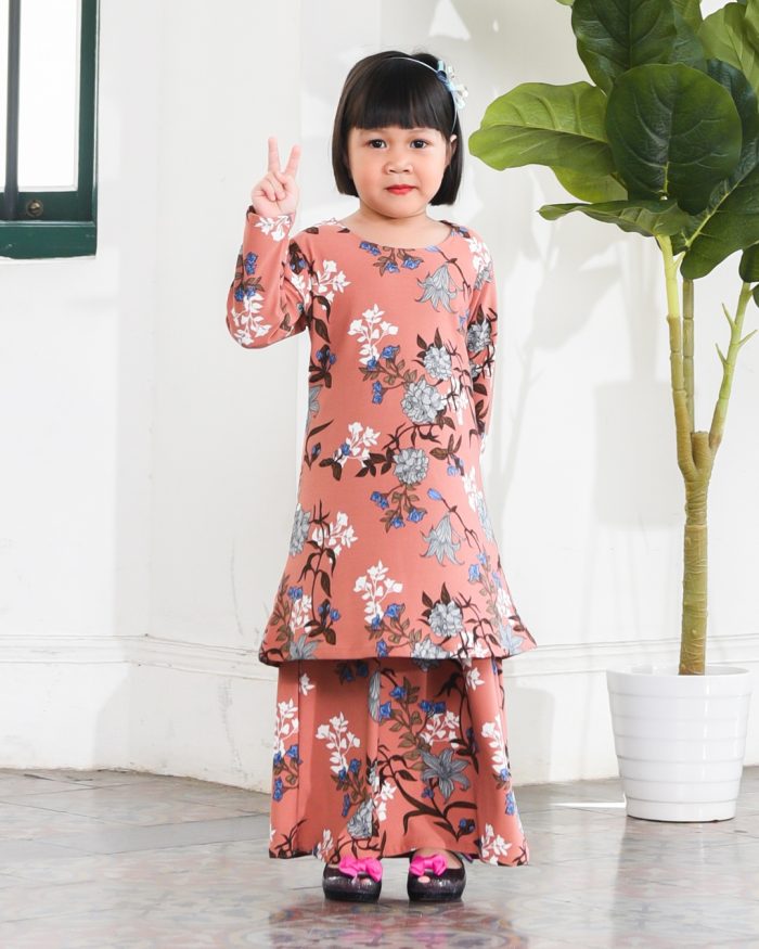 Kurung Lara Kids - Azalia Coral